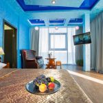 Арт Хаус апарт-отель в Алуште для семейного отдыха